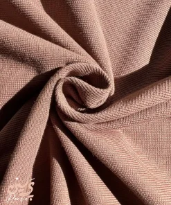 قد لباس: طراحی ایده‌آل برای ست کردن با انواع لباس‌ها