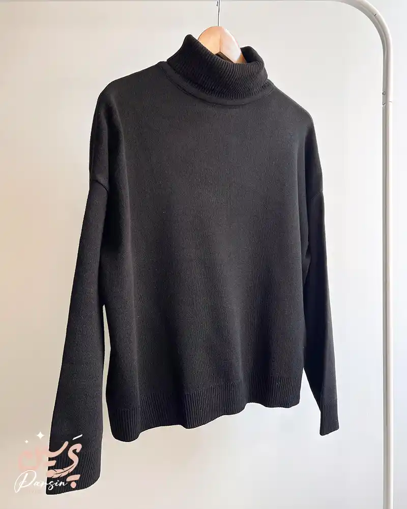 چرا هر خانمی باید یک بلوز بافت یقه اسکی داشته باشد؟