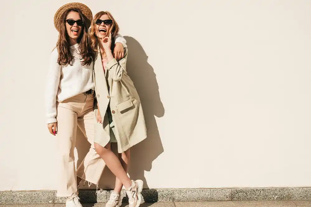 در بهار چه لباسی بپوشیم (ایدههای جذاب برای استایل بهاری)