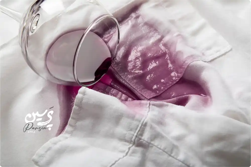 از بین بردن لکه‌ لباس مثل حرفه‌ای‌ها: تکنیک‌ها و ترفندها