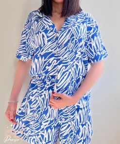 تنخور ست شومیز و شلوارک طرح دار