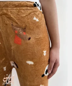 نمای نزدیک از شلوار تدی پرسین